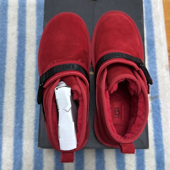UGG Red Shoes Size 8 - Picture 2 of 6